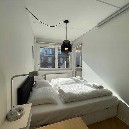 Cozy Luxury - Sunny Balcony In Center 아파트 코펜하겐